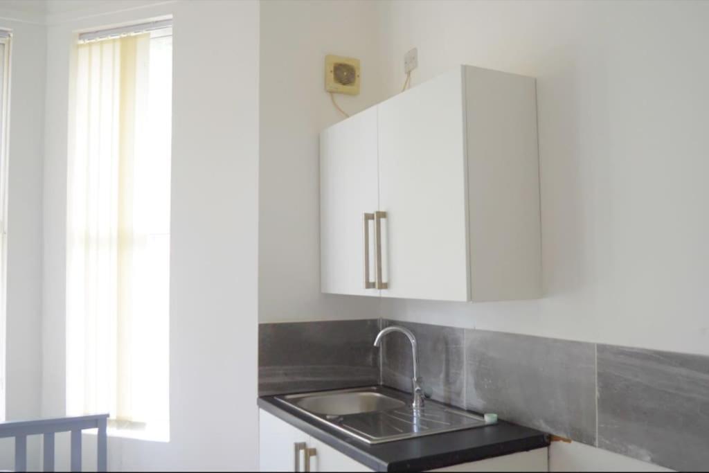Discover Your Cozy Haven A Perfect Studio Getaway Leamington Spa Exterior foto